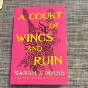 A Court of Wings and Ruin